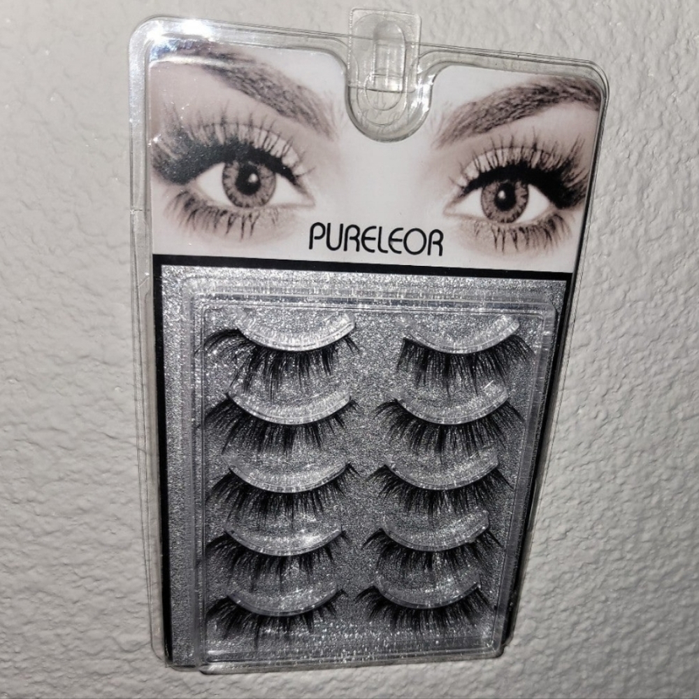 Eyelashes